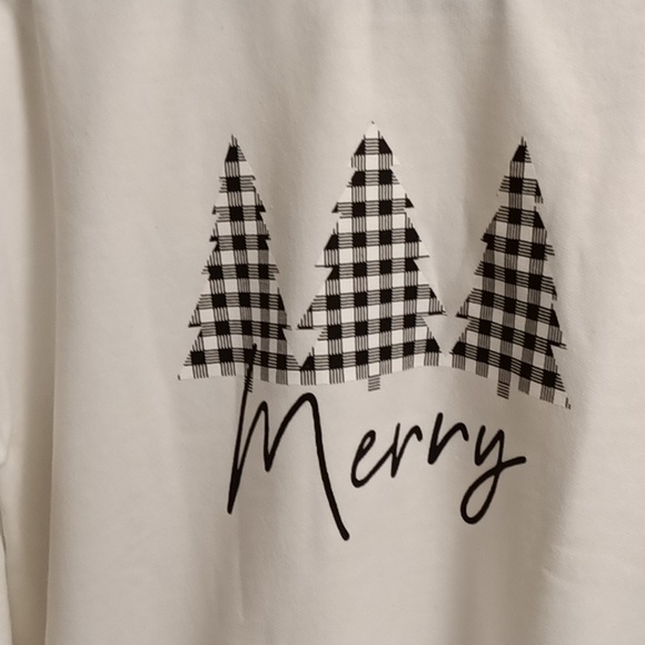 FINAL PRICE NWOT GILDAN white l/s "Merry" sweatshirt w 3 Xmas trees Medium - Picture 4 of 4